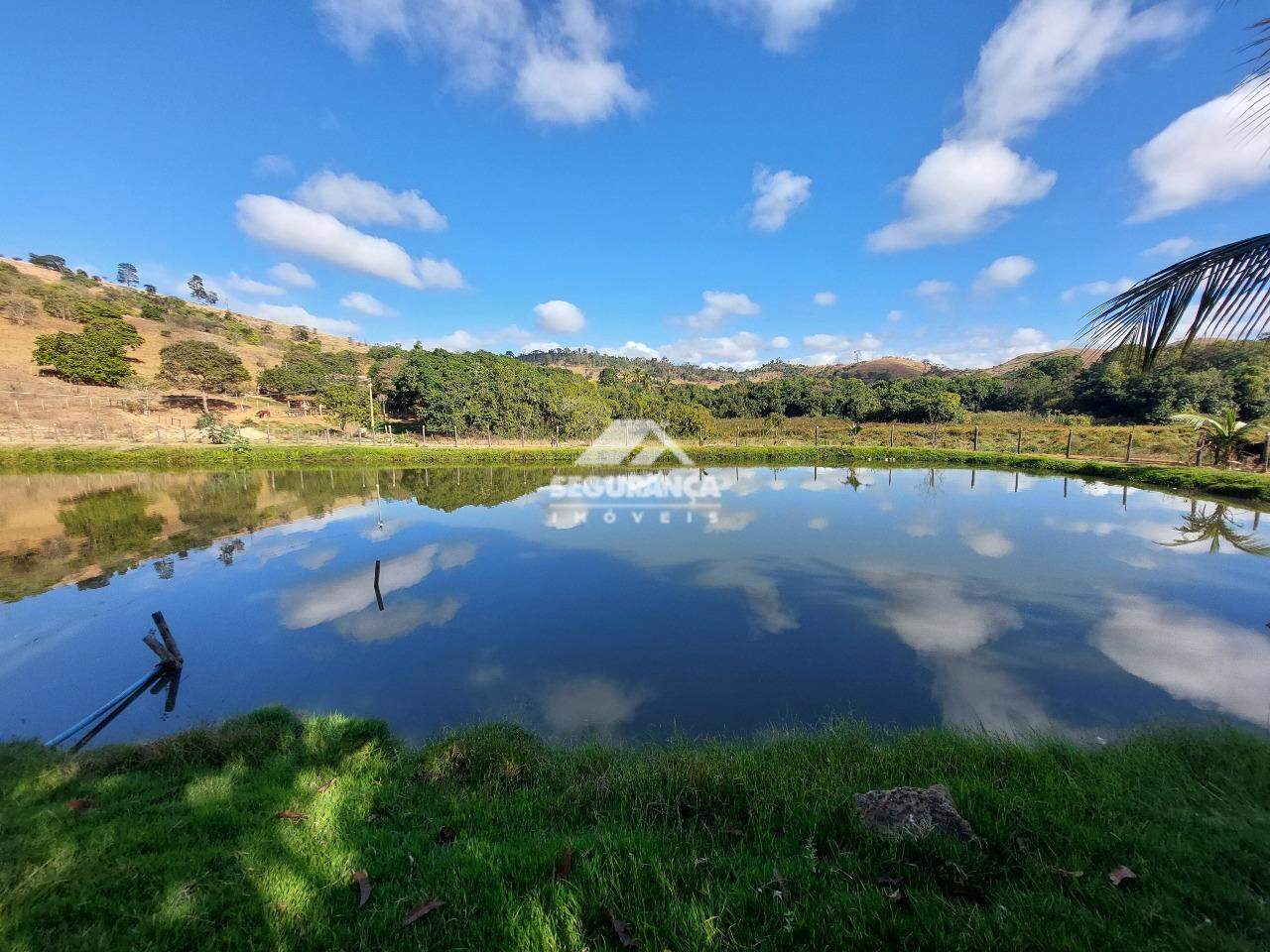 Sítio à venda no JACARANDÁ : LAGOA
