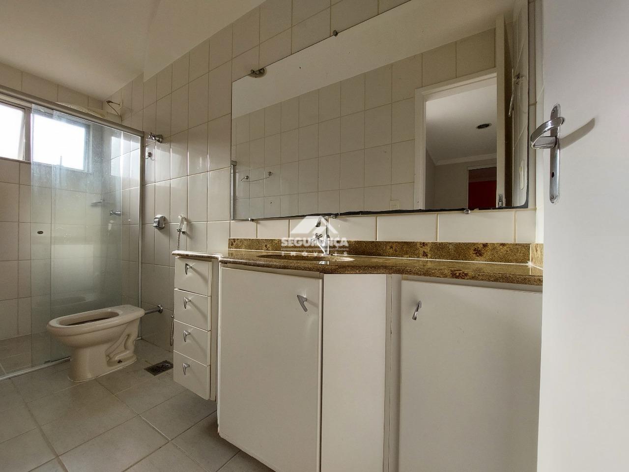 Apartamento à venda no ESPLANADINHA: BANHEIRO SOCIAL