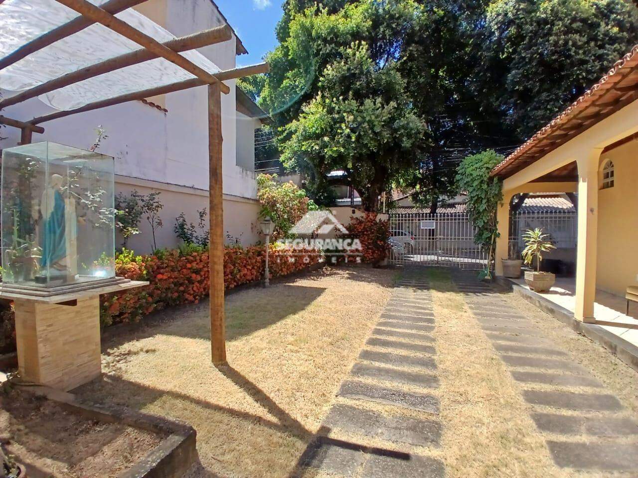 Casa à venda no GRA DUQUESA: