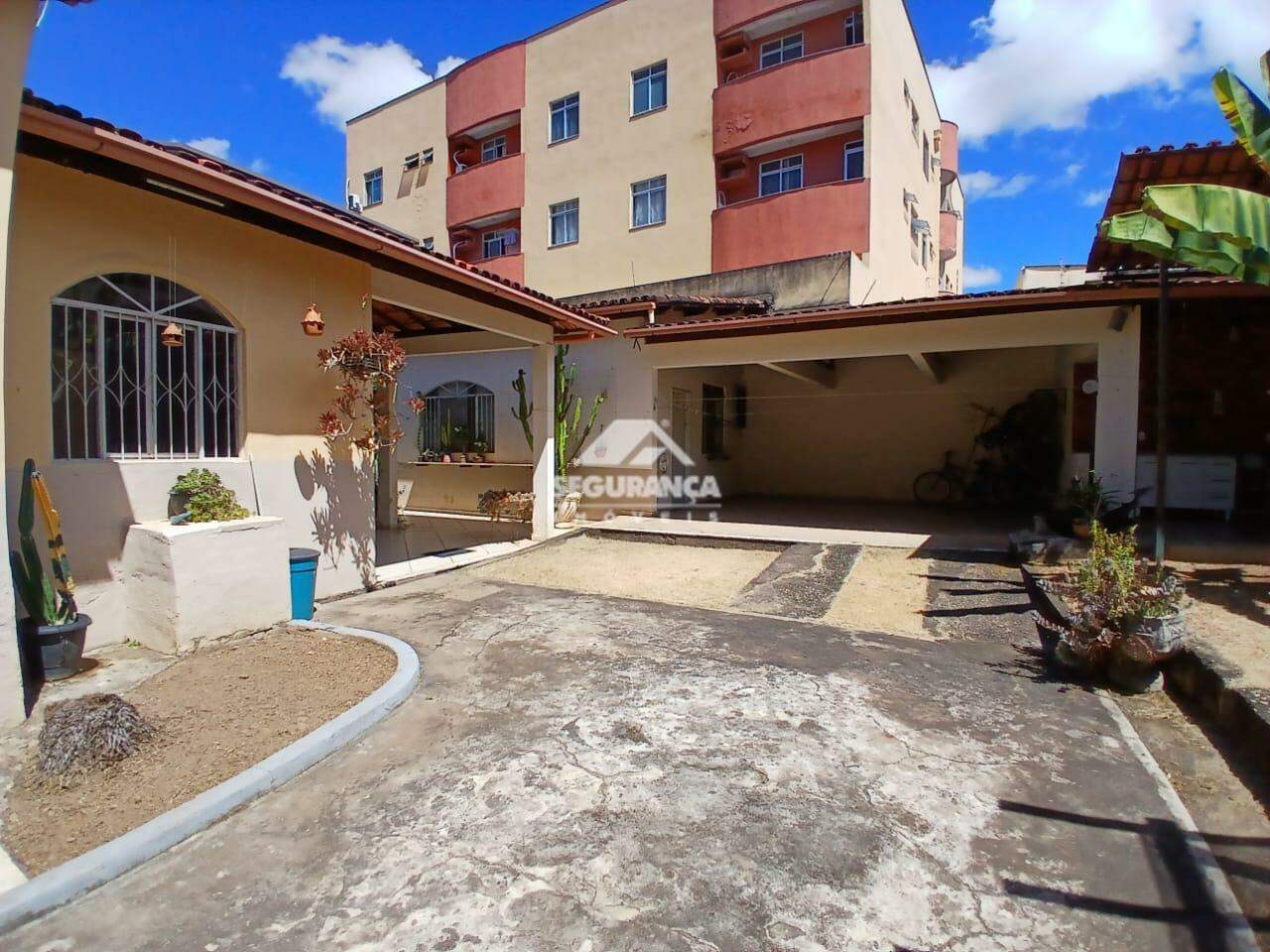 Casa à venda no GRA DUQUESA: