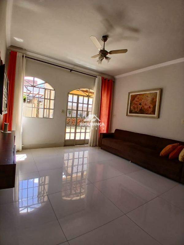 Casa à venda no GRA DUQUESA: