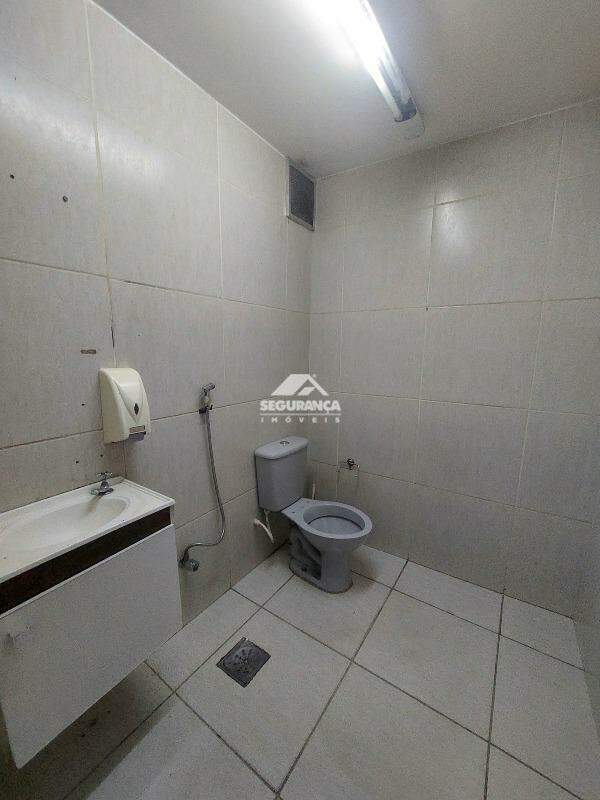 Loja para aluguel no Centro: BANHEIRO MASCULINO