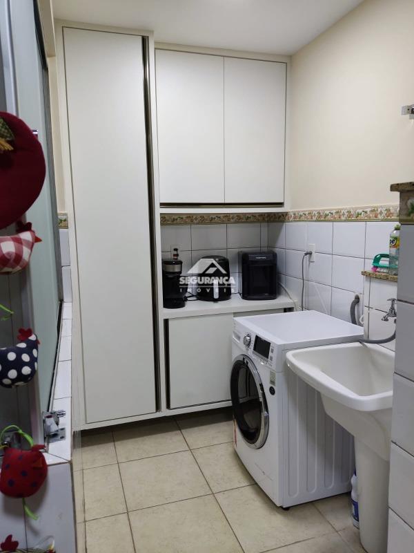 Apartamento à venda no ESPLANADINHA: