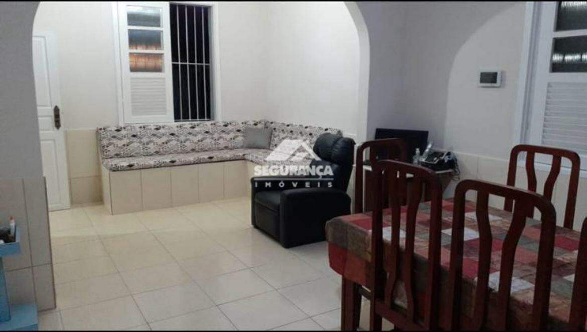 Casa à venda no Universitário: 