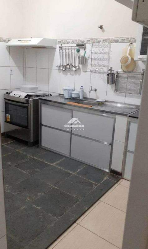 Casa à venda no Universitário: 