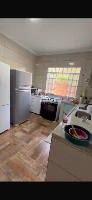 Sítio à venda no ZONA RURAL: 