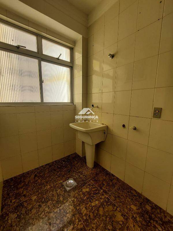 Apartamento para aluguel no Centro: ÁREA DE SERVIÇO