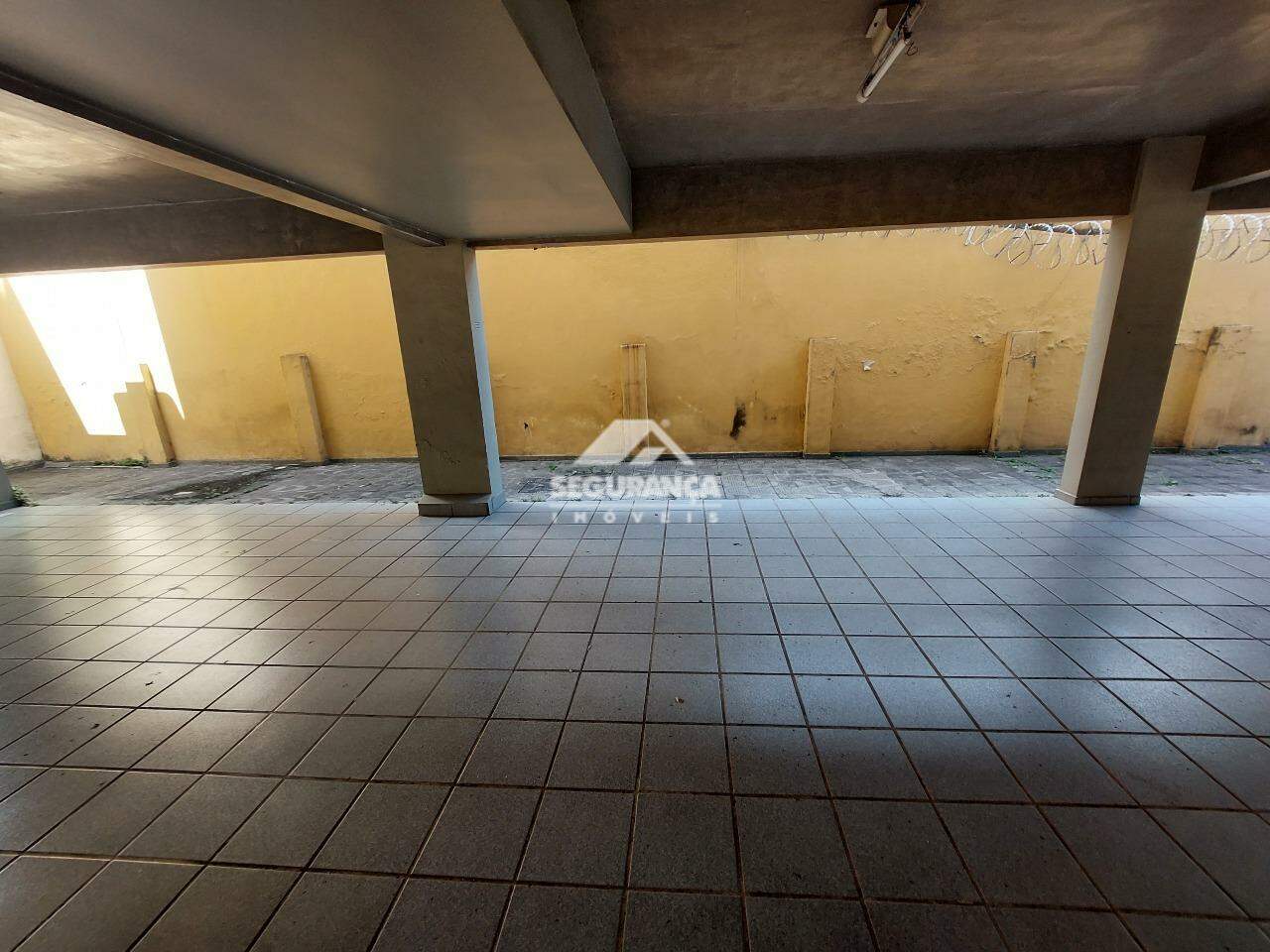 Apartamento para aluguel no Centro: GARAGEM