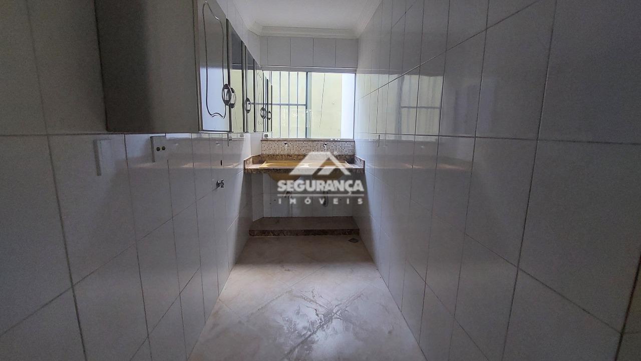 Apartamento à venda no São Pedro: ÁREA DE SERVIÇO