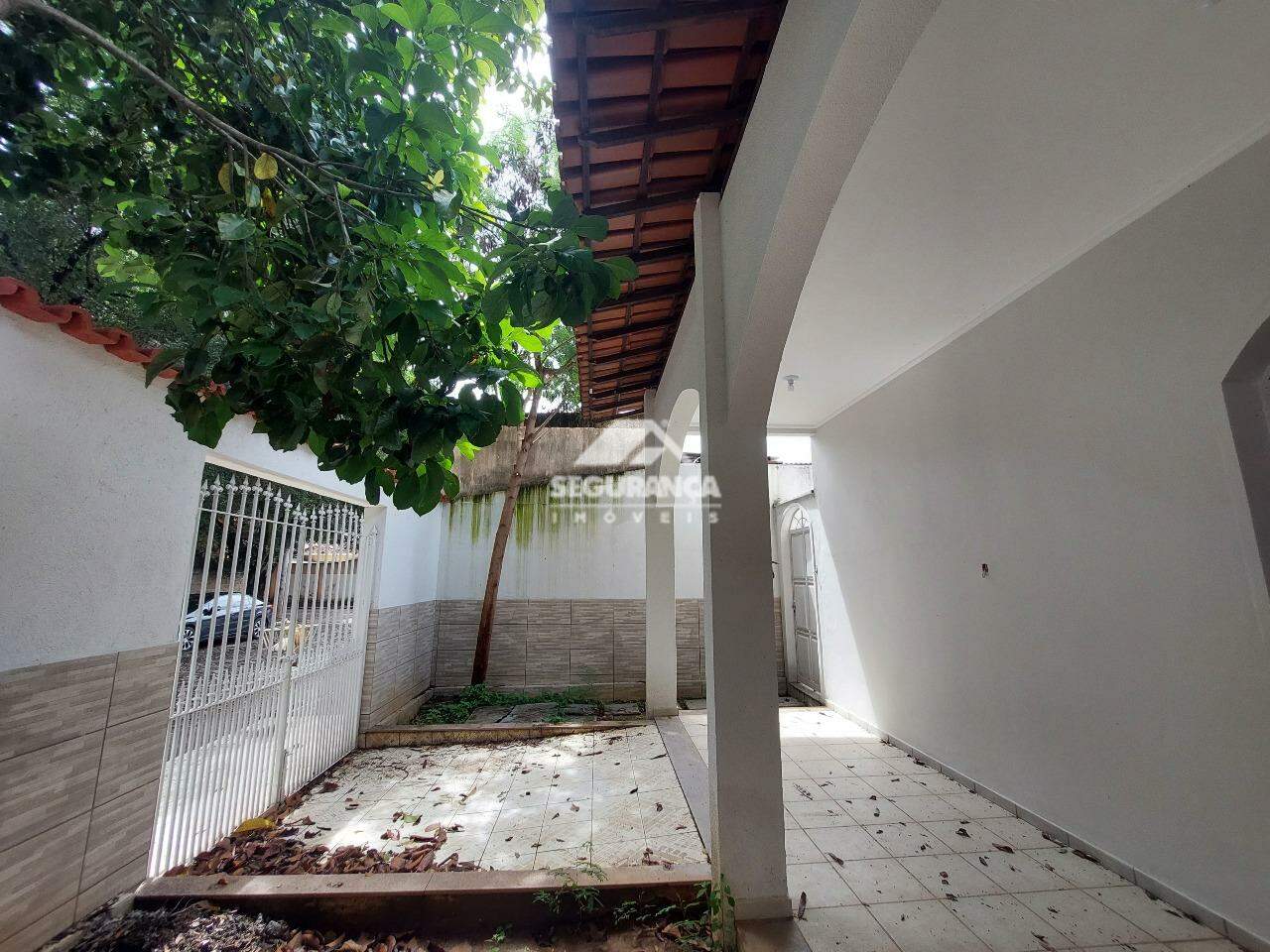 Casa para aluguel no Ilha dos Araújos: GARAGEM 