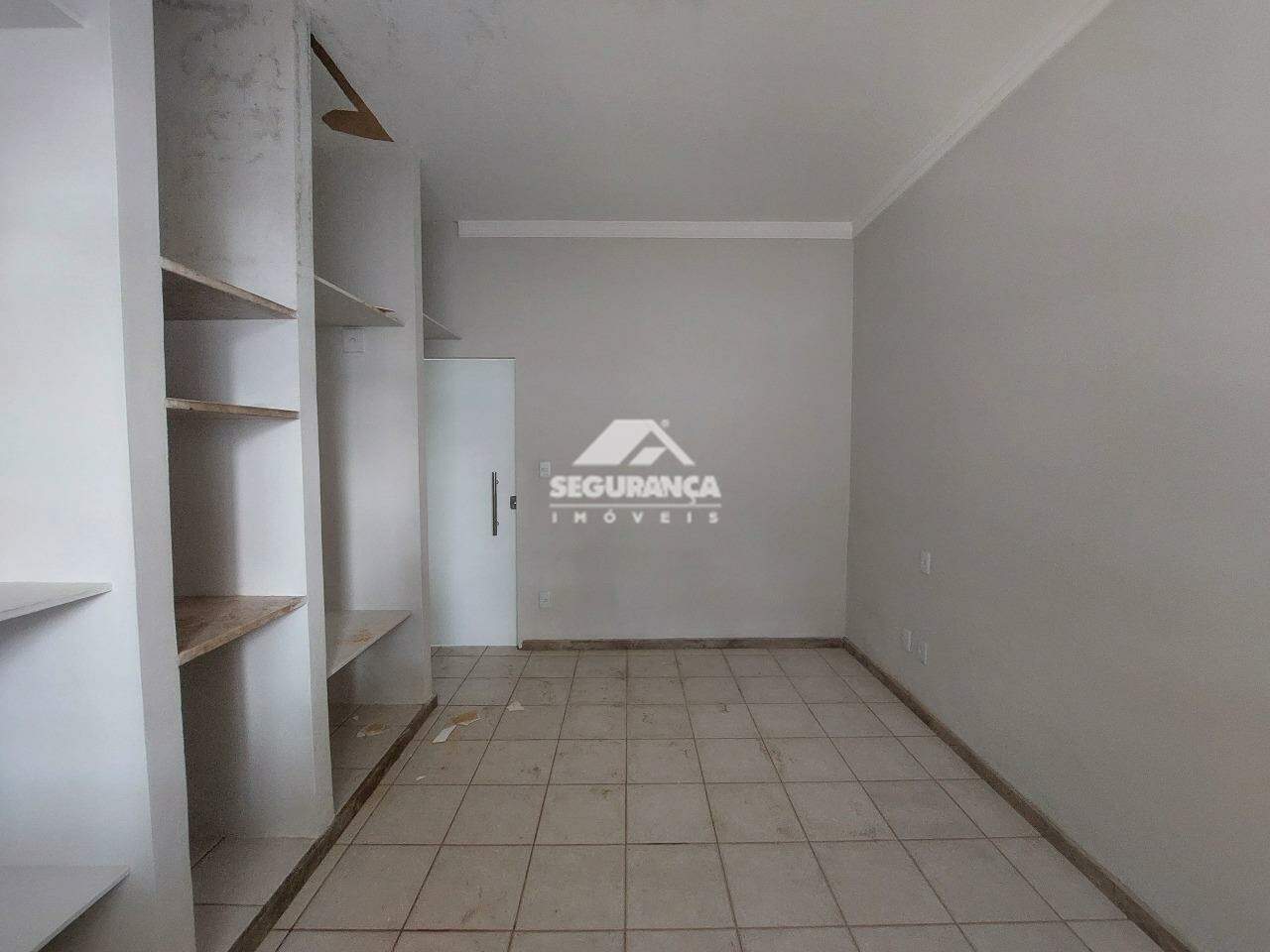 Casa para aluguel no Ilha dos Araújos: SUÍTE (1) 