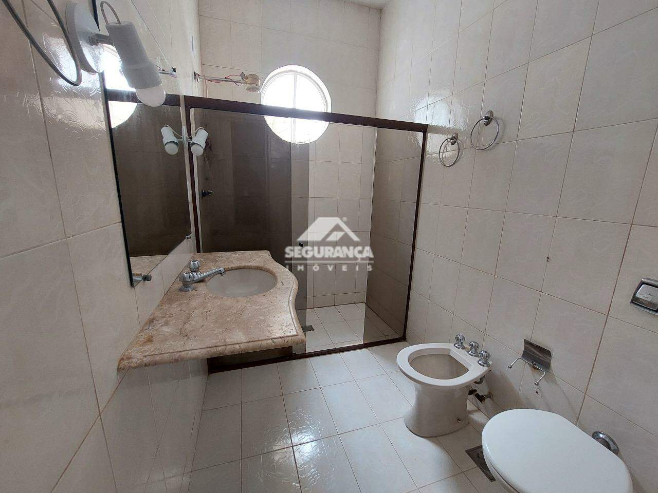 Casa para aluguel no Ilha dos Araújos: BANHEIRO SUÍTE (1) 