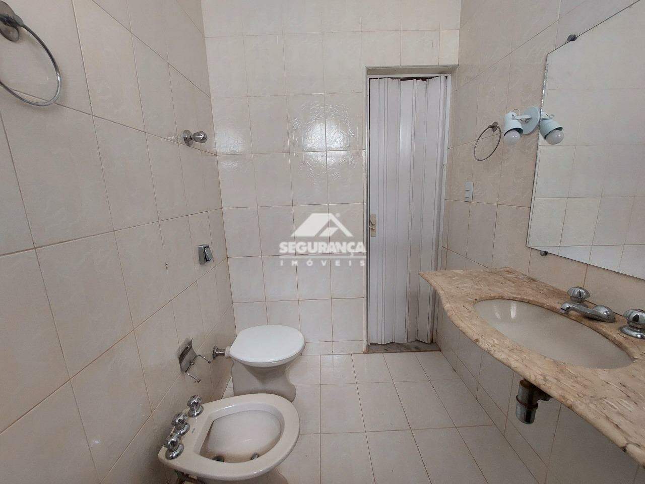Casa para aluguel no Ilha dos Araújos: BANHEIRO SUÍTE (1) 
