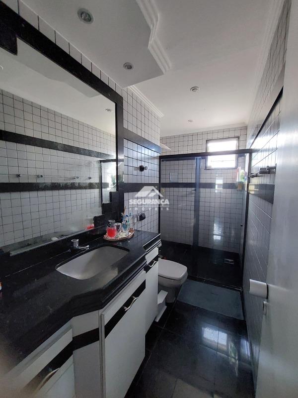 Apartamento à venda no ESPLANADINHA: