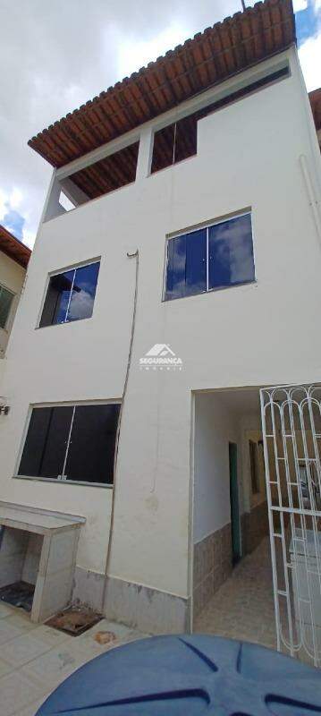 Casa à venda no GRA DUQUESA: 