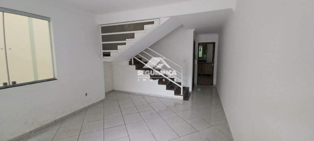 Casa à venda no GRA DUQUESA: 