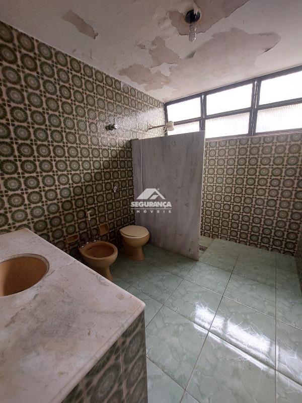 Casa à venda no Ilha dos Araújos: BANHEIRO SUITE (2)