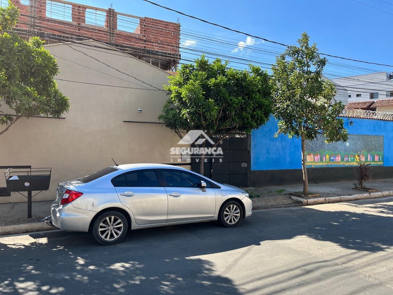 Casa à venda no SANTOS DUMONT: