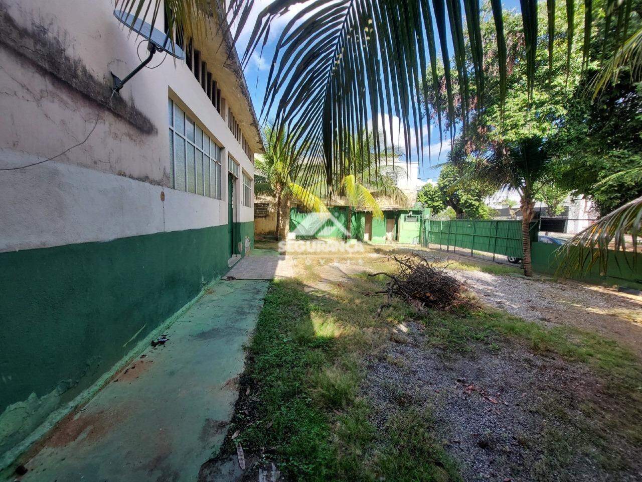 AREA à venda no VILA BRETAS: 