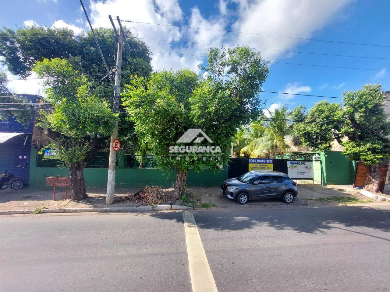 AREA à venda no VILA BRETAS: 