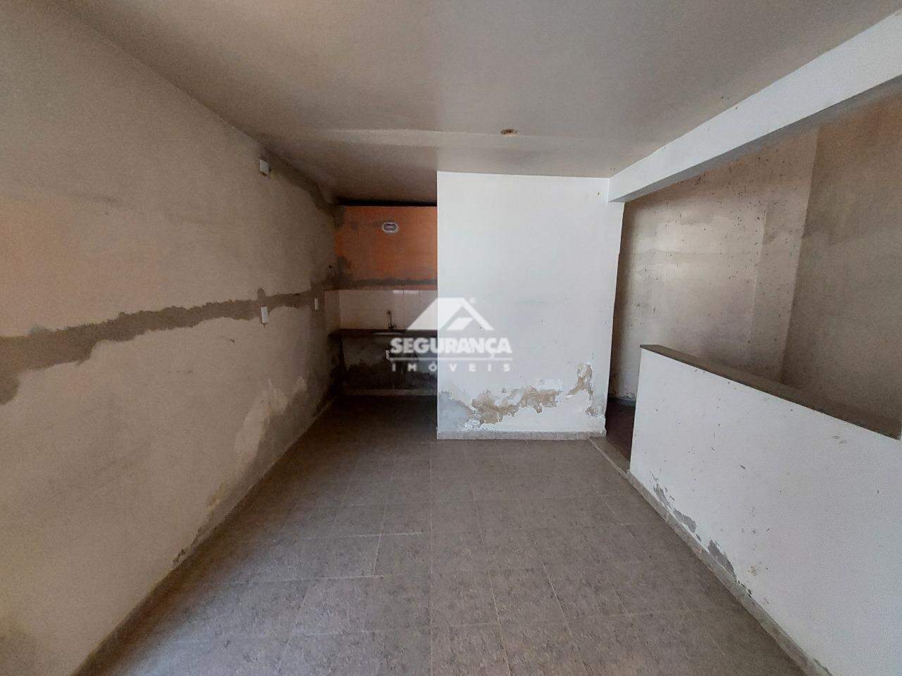 Casa comercial para aluguel no Centro: COZINHA