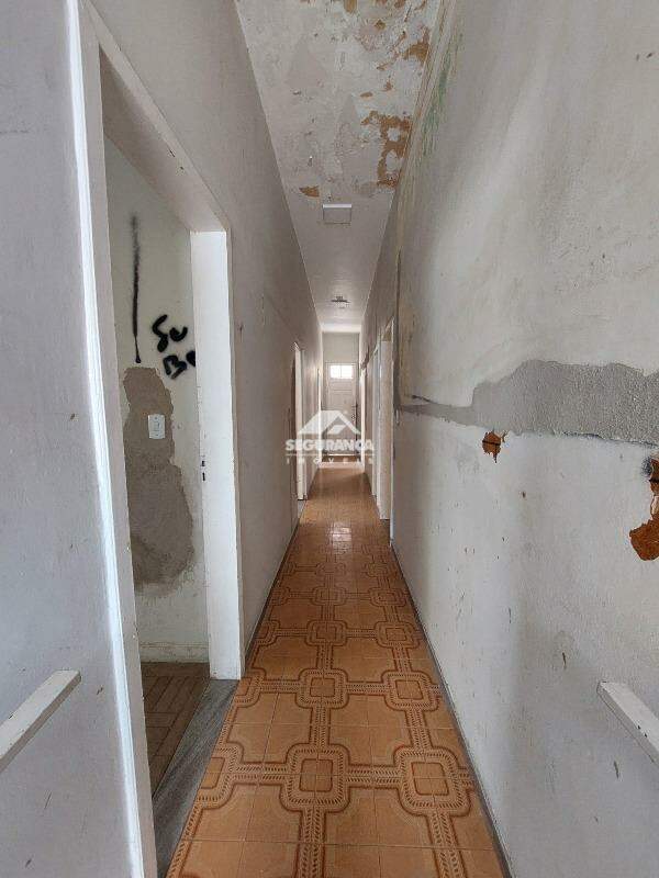 Casa comercial para aluguel no Centro: HALL DO SEGUNDO PAVIMENTO