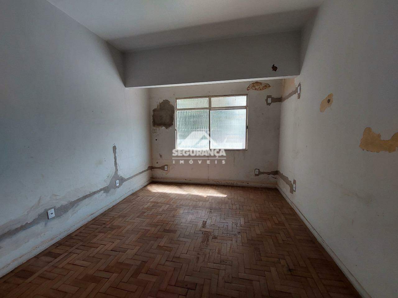 Casa comercial para aluguel no Centro: QUARTO (3)