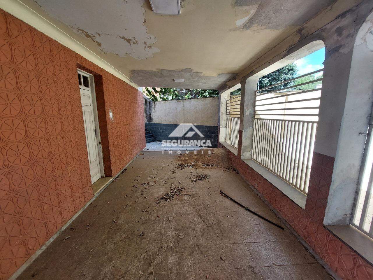 Casa comercial para aluguel no Centro: GARAGEM (1)