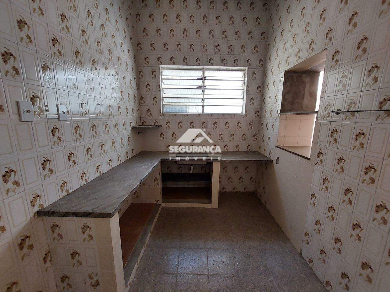 Casa comercial para aluguel no Centro: COZINHA