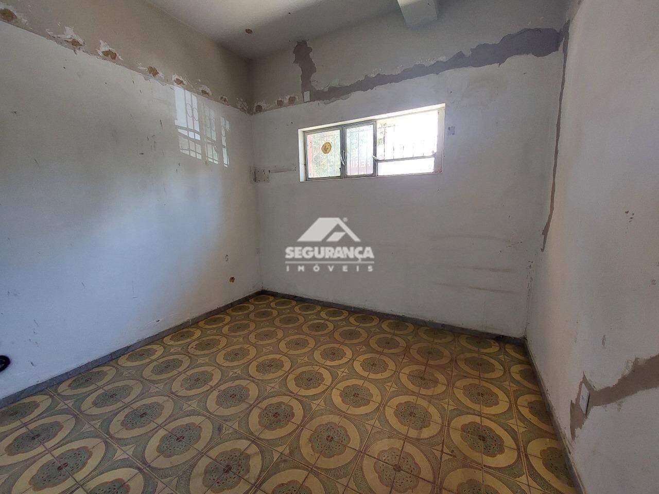 Casa comercial para aluguel no Centro: QUARTO (4)