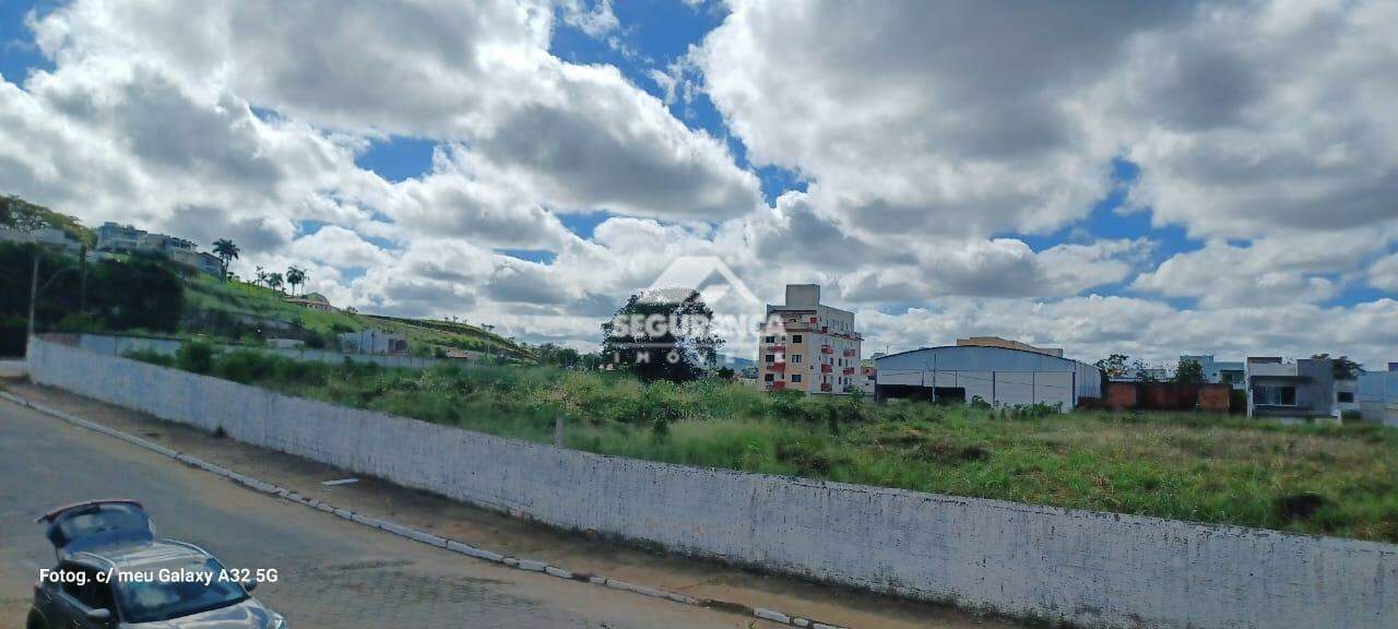 AREA à venda no SANTOS DUMONT: