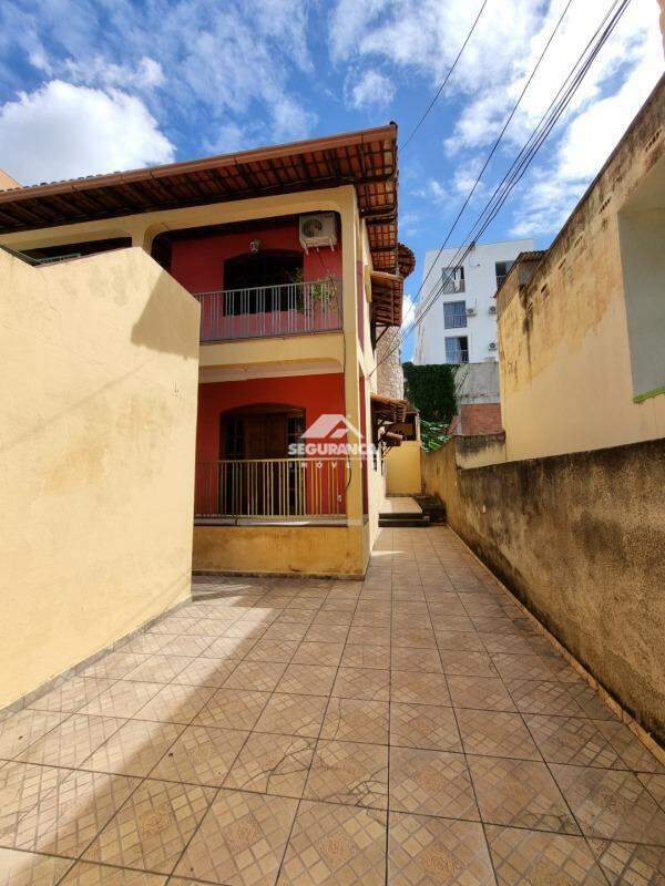 Casa à venda no MARIA EUGENIA: 