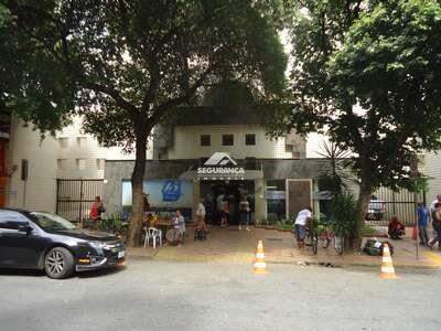 Sala à venda no Centro: 