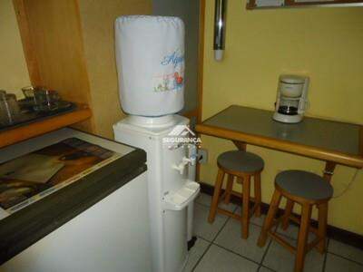 Sala à venda no Centro: 