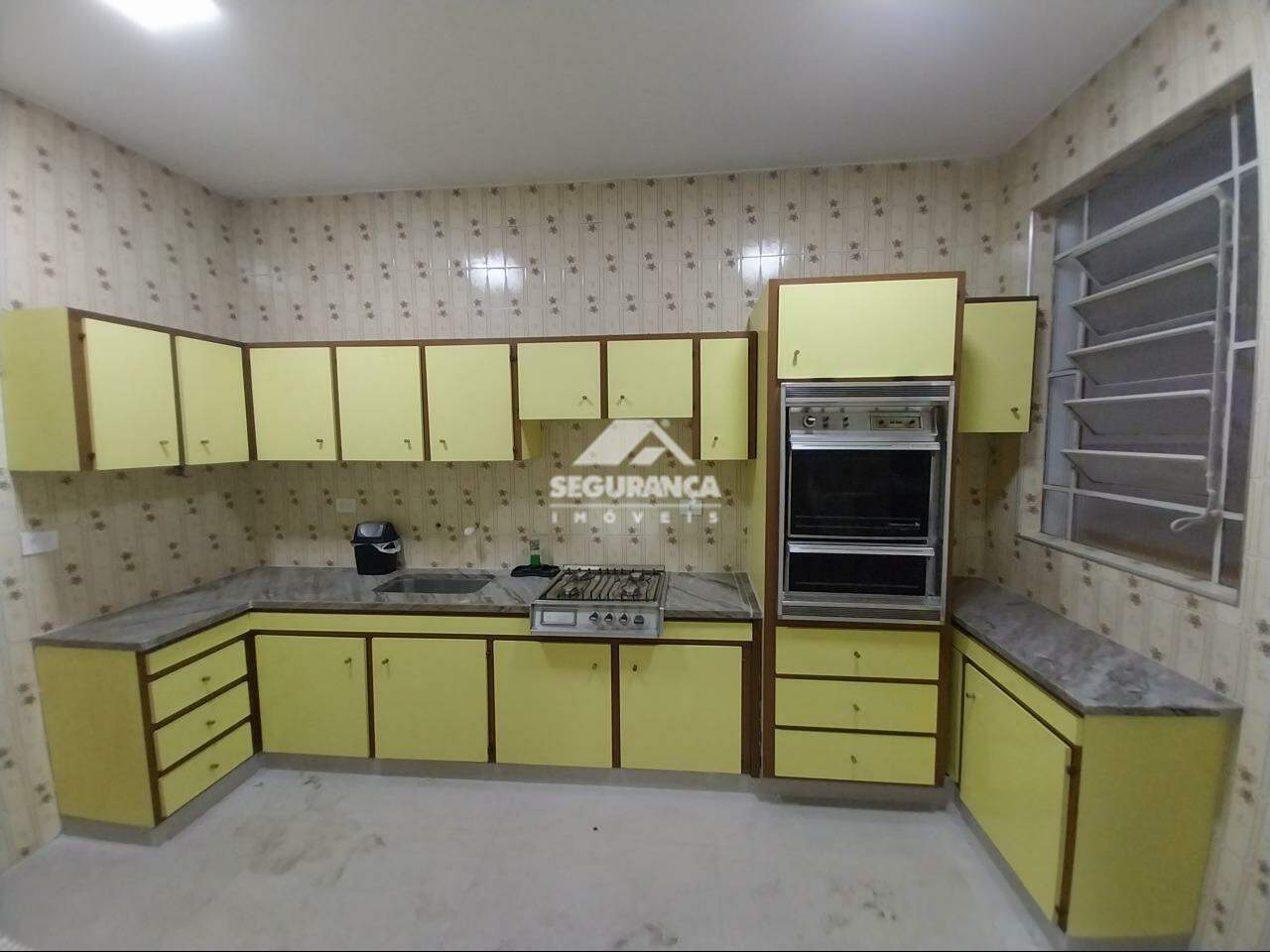 Casa comercial para aluguel no Centro: COZINHA