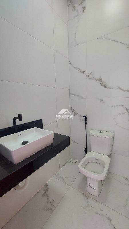 Casa para aluguel no Cidade Nova: LAVABO