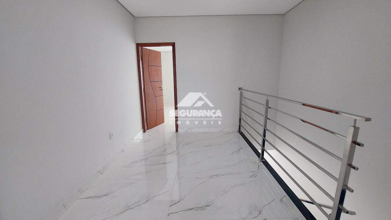 Casa para aluguel no Cidade Nova: HALL