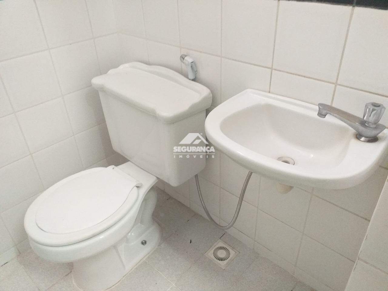 Sala à venda no Centro: BANHEIRO