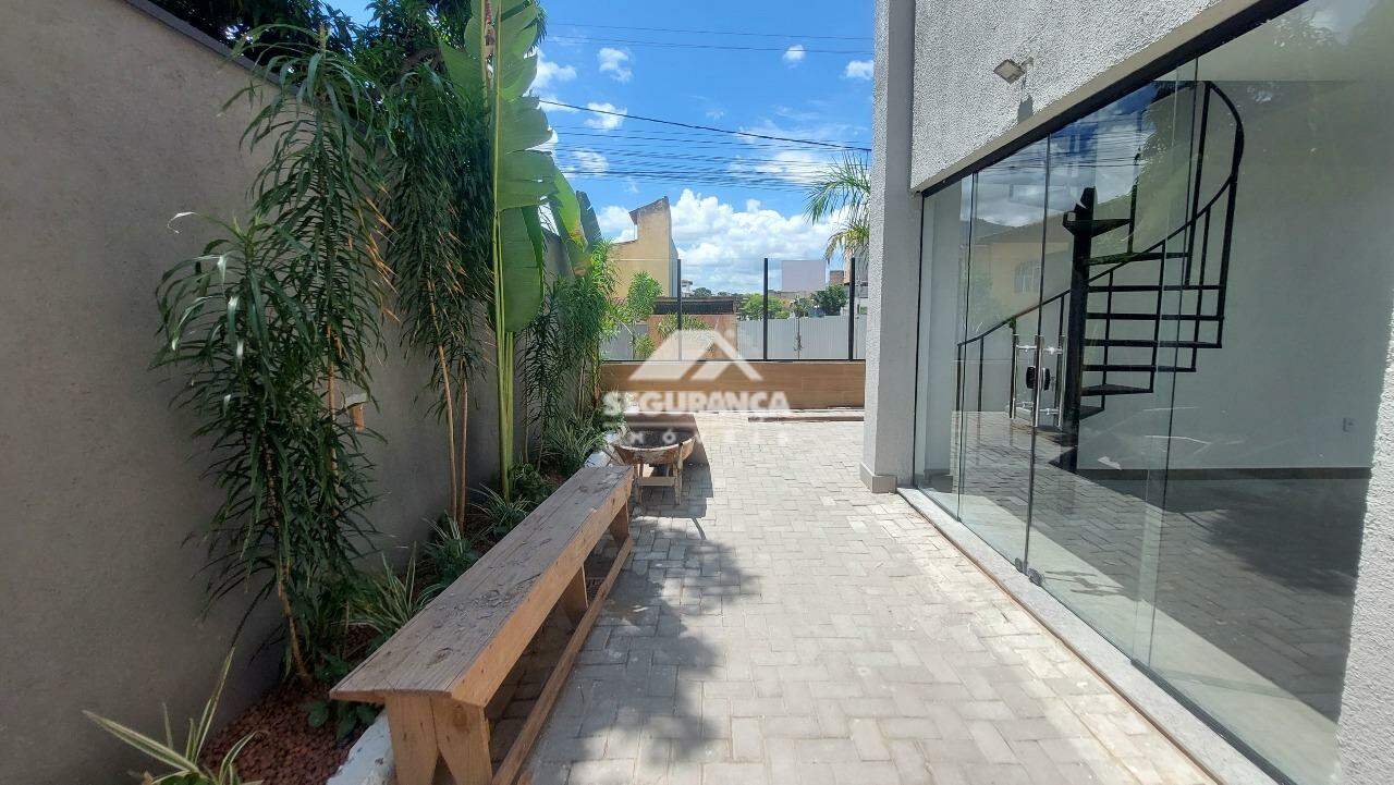 Loja para aluguel no SANTO AGOSTINHO: ÁREA EXTERNA