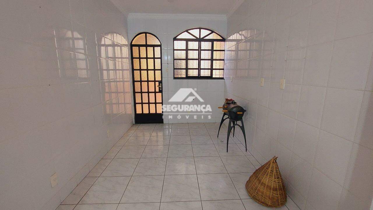Casa para aluguel no GRA DUQUESA: COPA