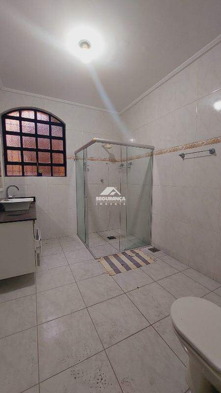 Casa para aluguel no GRA DUQUESA: BANHEIRO SOCIAL