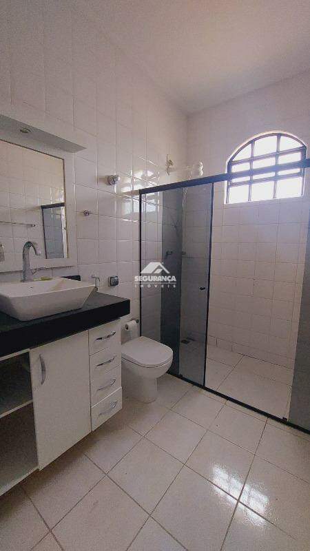 Casa para aluguel no GRA DUQUESA: BANHEIRO SUÍTE