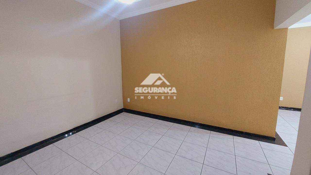 Casa para aluguel no GRA DUQUESA: SALA DE ESTAR