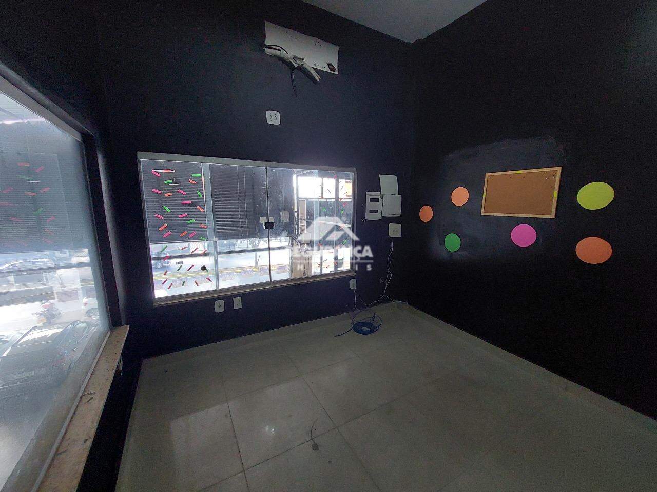 Galpão para aluguel no VILA BRETAS: SALA (2)