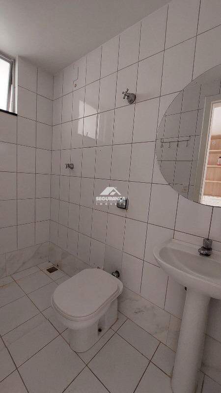 Apartamento para aluguel no Centro: BANHEIRO DCE