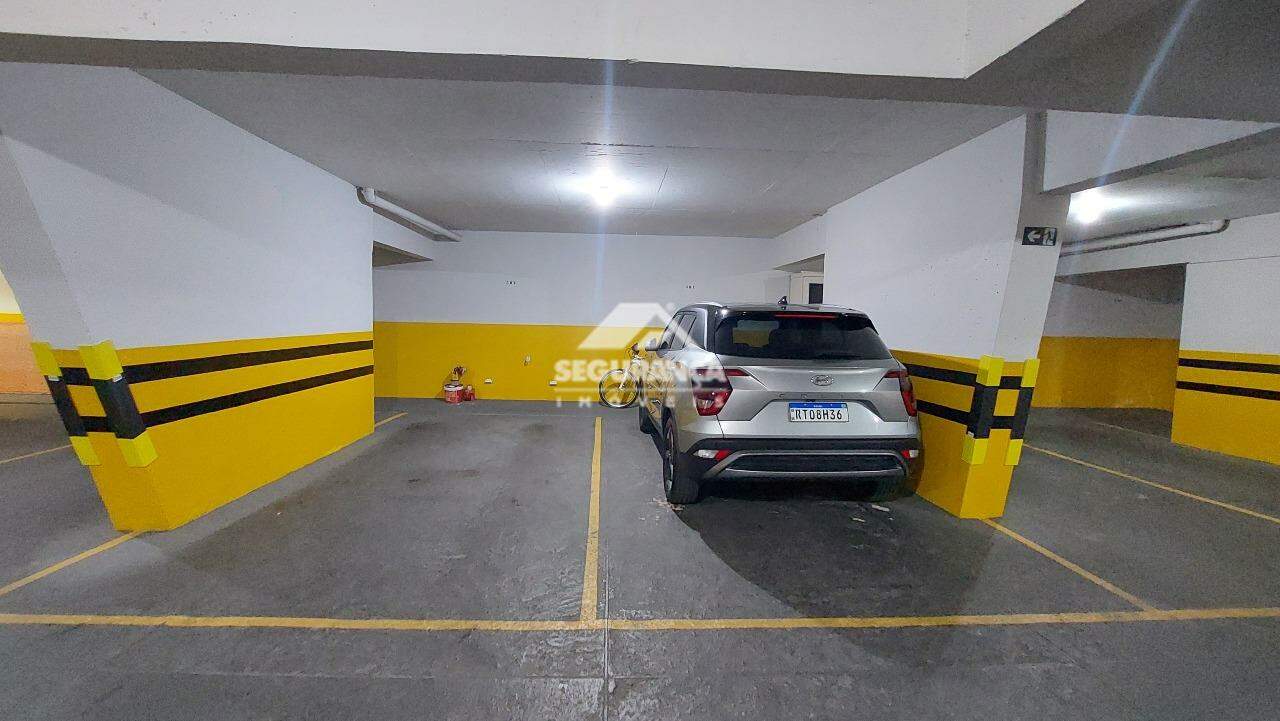 Apartamento para aluguel no Centro: GARAGEM