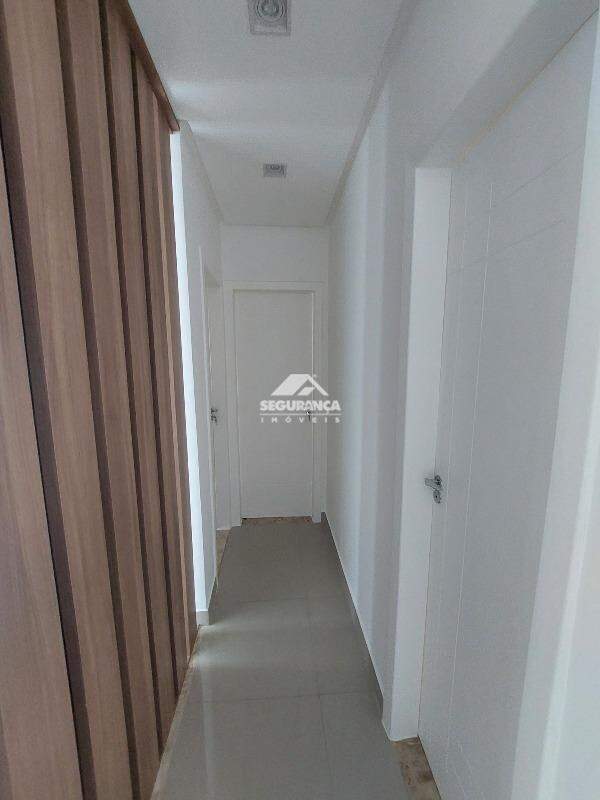 Casa à venda no BELVEDERE: HALL