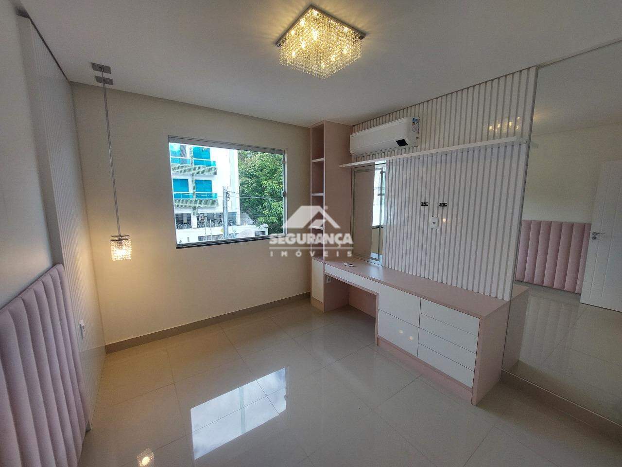 Casa à venda no BELVEDERE: QUARTO (1)