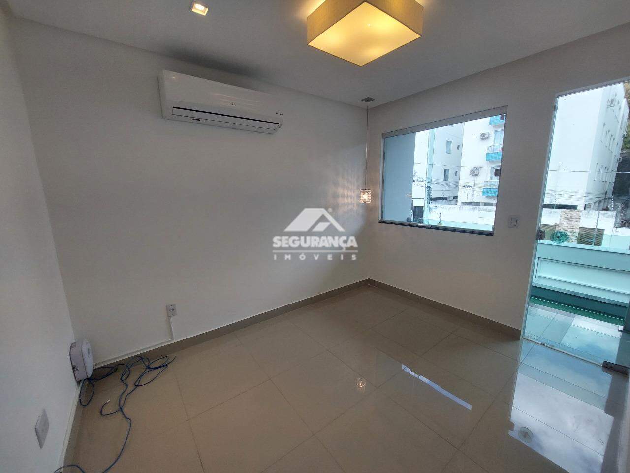 Casa à venda no BELVEDERE: QUARTO (2)