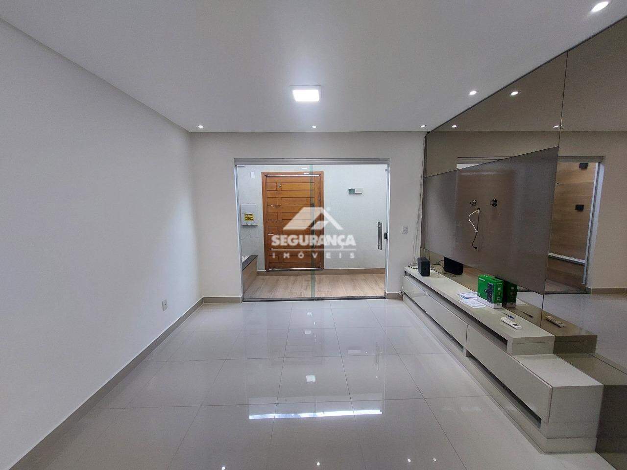 Casa à venda no BELVEDERE: SALA DE TV